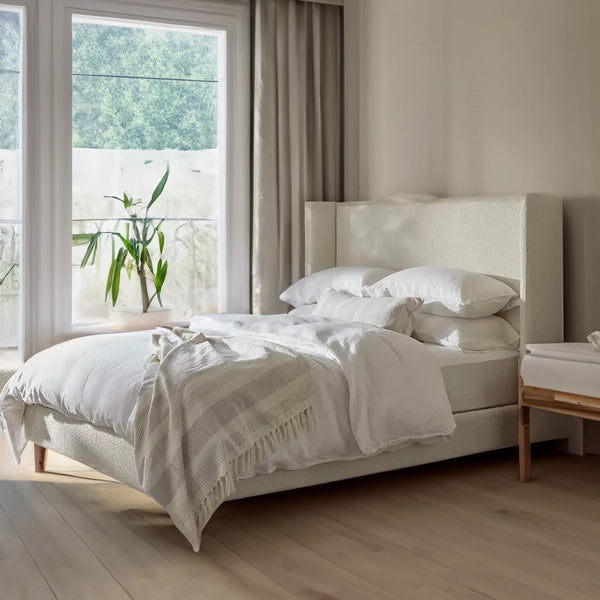 Harrogate Winged-Back  Bed